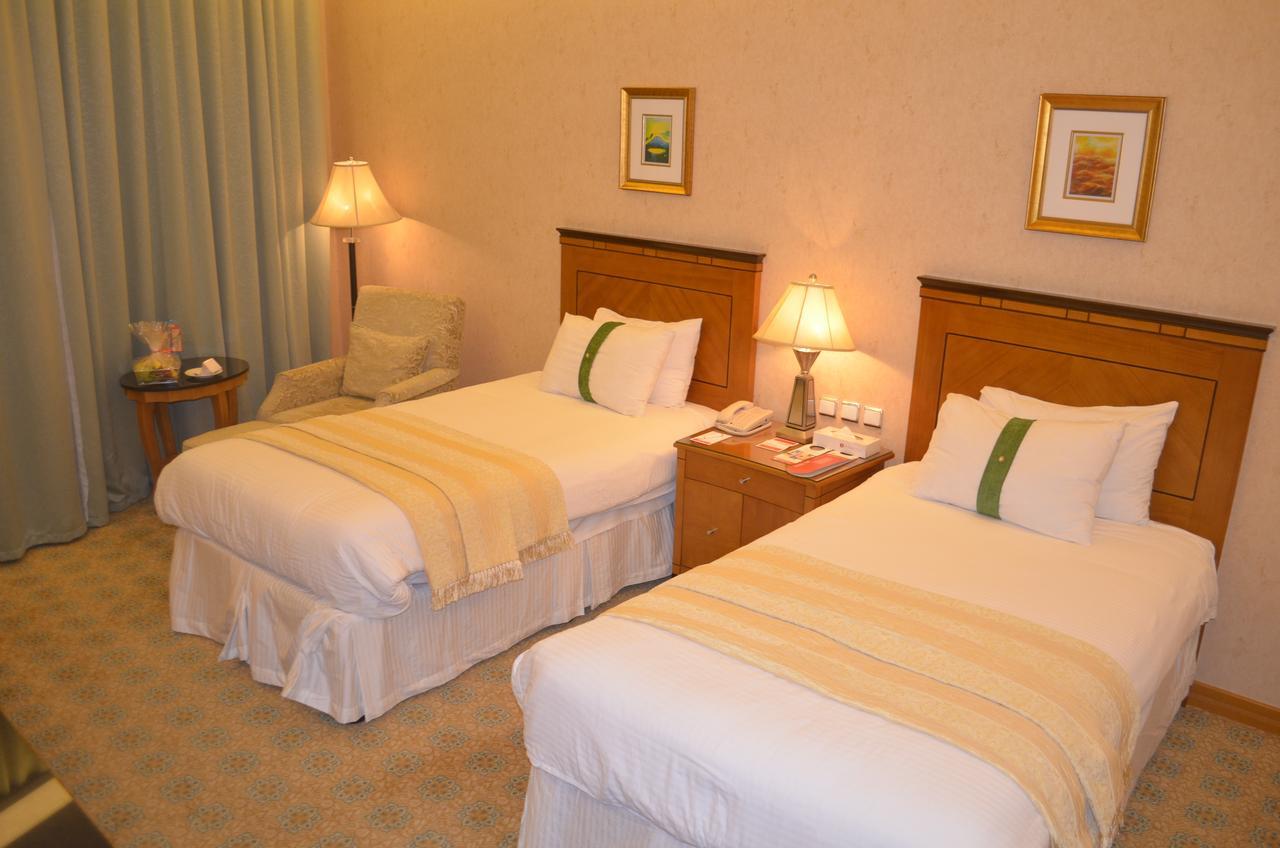 Eastyard Khobar Hotel - Formerly Ramada By Wyndham Khobar Habitación foto